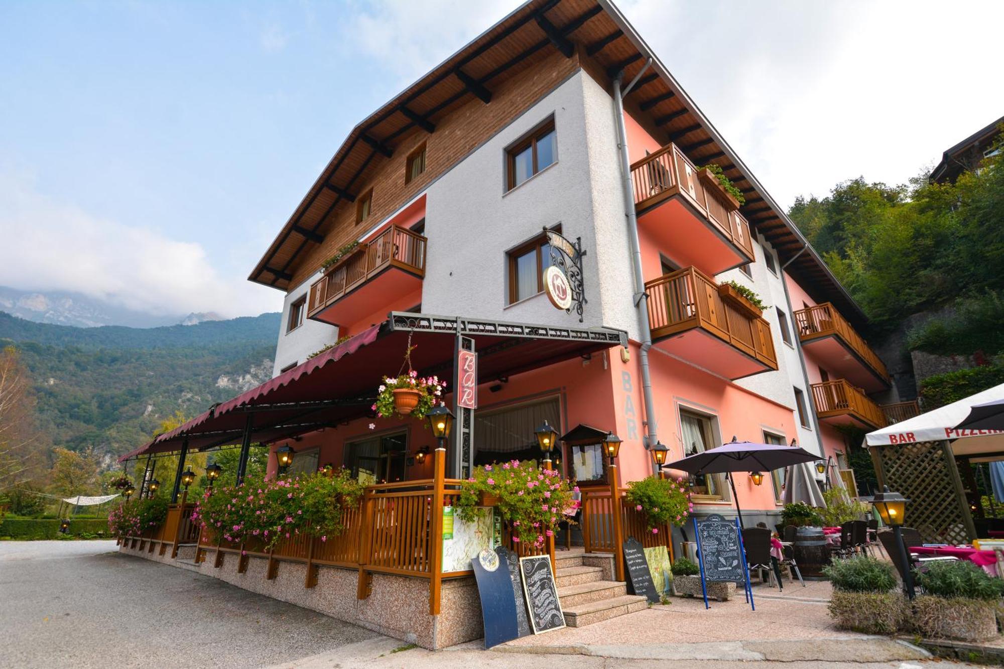 Hotel Cima d'Oro Molina di Ledro Esterno foto